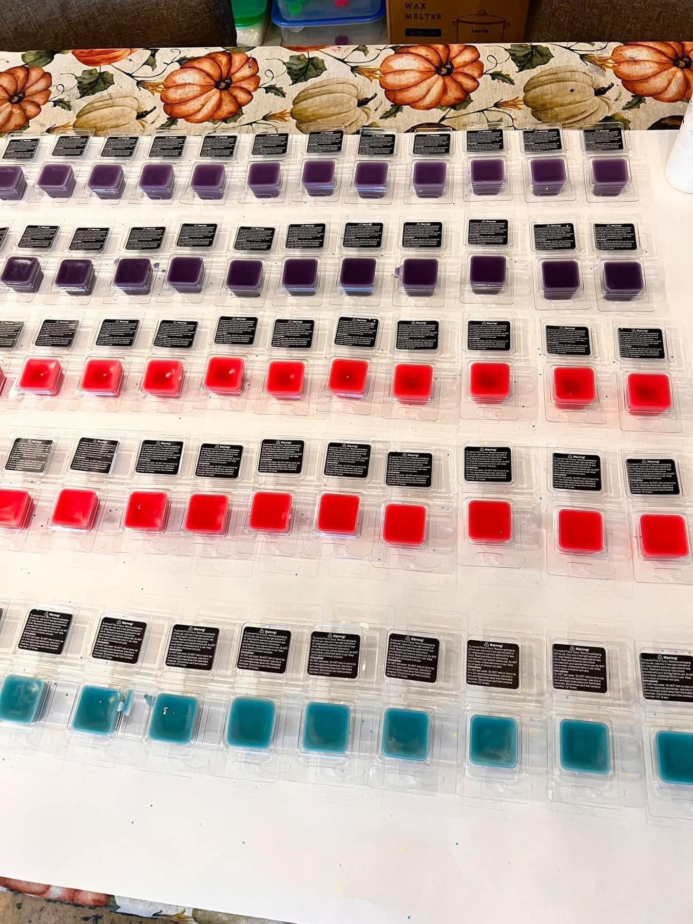 Clamshell - Jumbo 1oz Cube - Assorted Scents !MOQ 20!