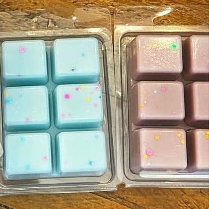 Soy Wax Melts - Valentine's Day - Clamshell (Several Scents Available)